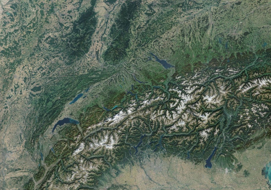 Sentinel-2 mosaic over Switzerland and surroundings