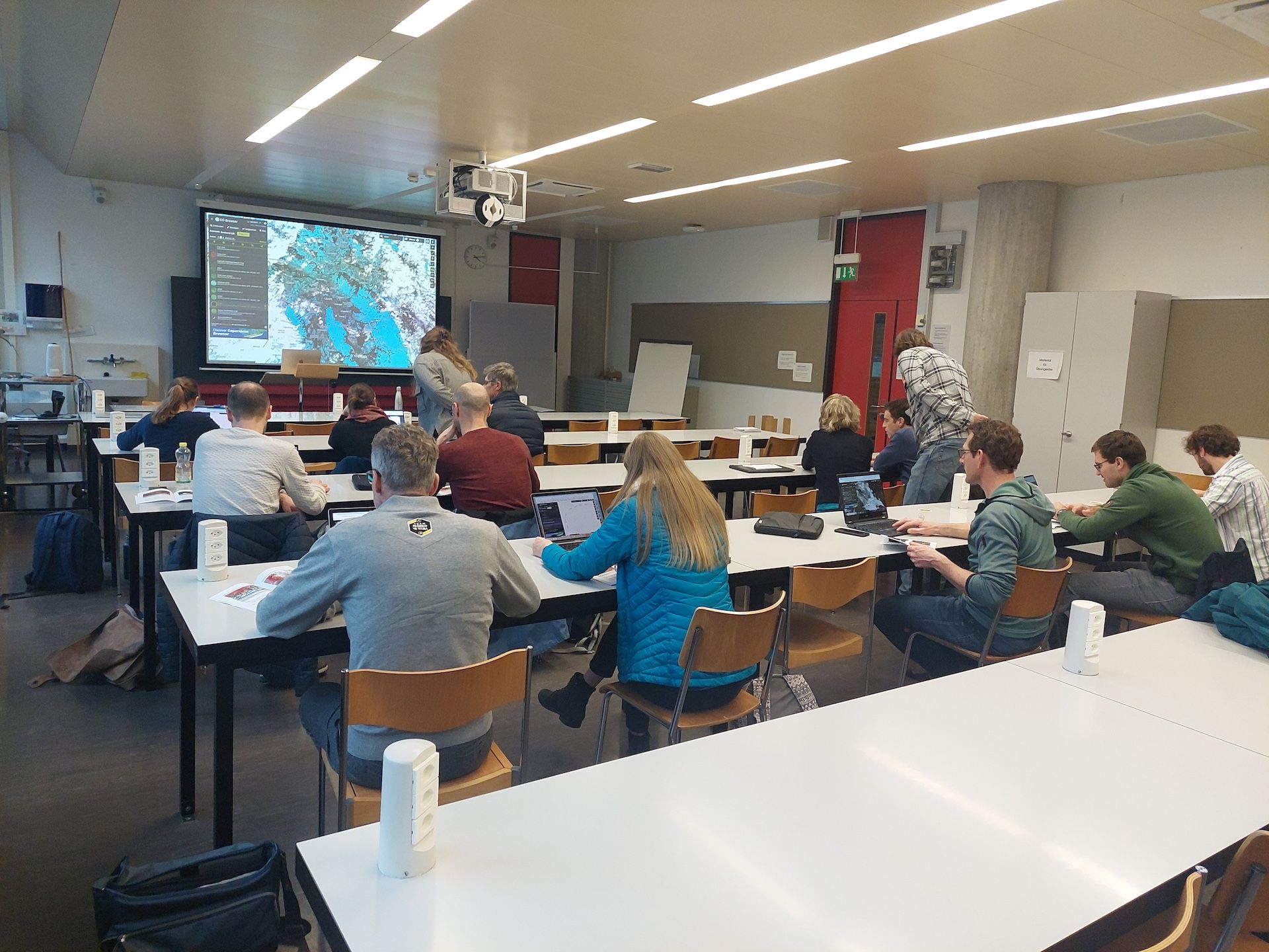 Der Workshop im Überblick, bei dem die derzeitigen Geografielehrer neue Tools lernen
