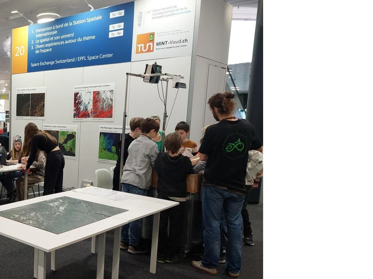 NPOC and SXS booth at Mint Vaud 2024